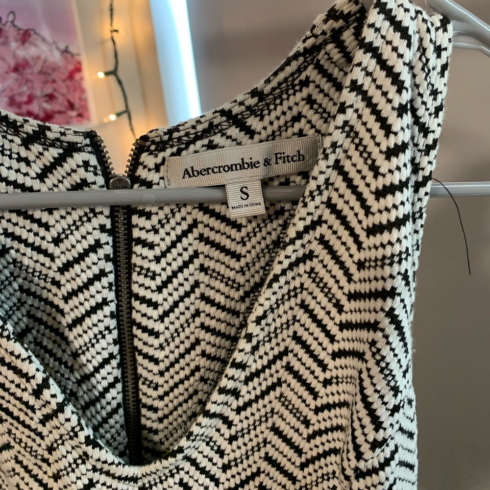 Patterned dress - Picture 2 of 4